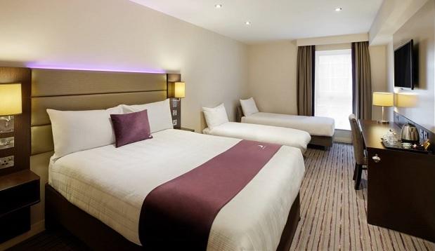 Premier Inn Холихед Экстерьер фото